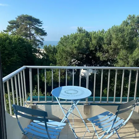 Avec Terrasse Vue A