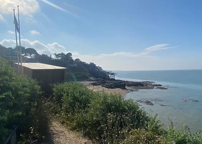 Apartment Avec Terrasse Vue A *